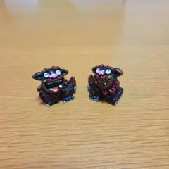 沖縄のシーサー像 黒と赤 小型