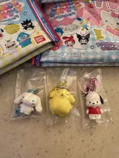 サンリオキャラクターズ　マスコット&グミ