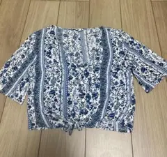 H&M ショート丈 トップス 花柄 ペイズリー柄