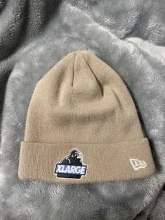 XLARGE ベージュ ニット帽 ロゴパッチ付き