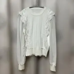 フリル付きレース編み長袖トップス