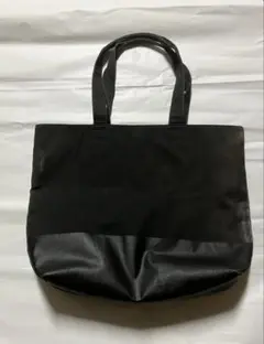 ブラックトートバッグ 合成皮革製
