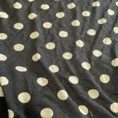 ニット生地黒白水玉ニット