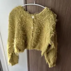 ショート丈ニット