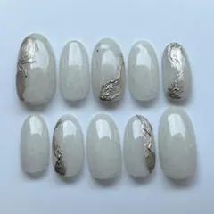 【現品販売】　ホワイトネイル　ニュアンスネイル　ナチュラルネイル　シンプルネイル