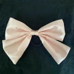 【新品・未使用】ビックサテンリボン・ヘアゴム 淡いピンク
