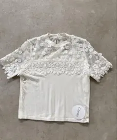 Chesty フラワーレース 半袖カットソー 新品タグ付き　オフホワイトのサムネイル