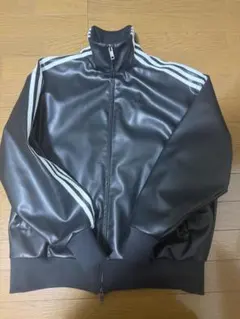 adidas 黒 ストライプジャケット S