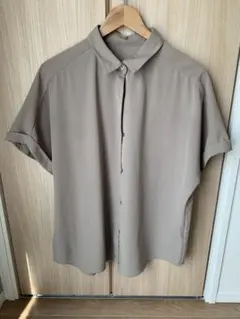 GUドレープシャツ　XL レディース　半袖ブラウス ブラウンのサムネイル