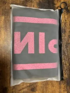 BLACKPINK ロゴ入りタオル ピンク