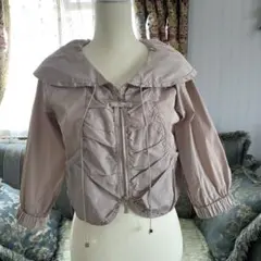 フード付き薄いピンクジャケット