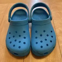 crocs サンダル ブルー　M6W8