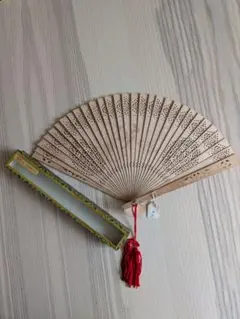 中国工藝扇 白檀扇子 透かし彫り 茶道 - メルカリ