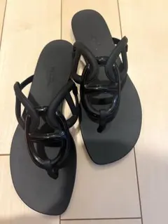 【Hermès】サンダル　エジェリ　ブラック37のサムネイル