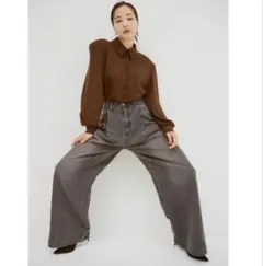週末値下CLANE×広瀬すず☆TUCK WIDE DENIM PANTSグレー - メルカリ