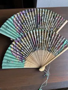 片岡球子直筆サイン入りの大扇子 片岡球子直筆サイン入りの大扇子