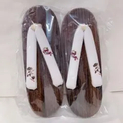 花柄刺繍の木製下駄 桐下駄 24-25cm レディース 草履 和服 和装履物