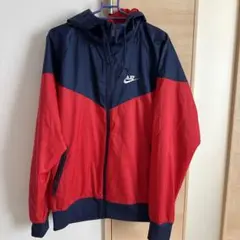 Nike フード付きウィンドブレーカー 赤/ネイビー　レディース