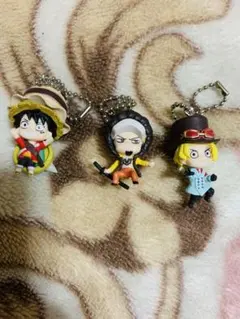 ONE PIECE シルエットチャーム ルフィ エース サボ ロー - メルカリ