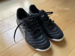 [未使用]ASICS キッズ サッカートレーニングシューズ 24.5cm
