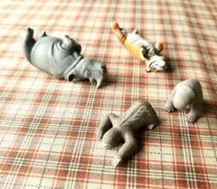 ZOO ZOO ZOO のんきだ寝&へこむわ寝  サイ トラ ナマケモノ サルのサムネイル