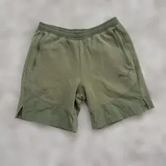 PUMA メンズ ショートパンツ カーキ ハーフパンツのサムネイル
