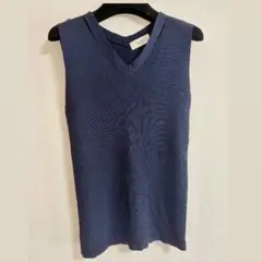 【美品】BEAMS ノースリーブニット 紺 Vネックのサムネイル