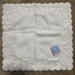 【WEDGWOOD 】刺繍入りタオルハンカチ