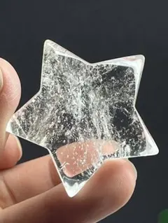 天然石　水晶　カービング　星　すたー　透明感抜群　⭐️1685