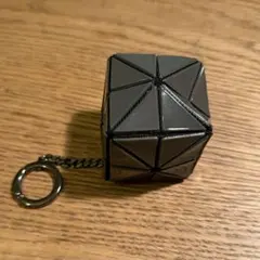 【美品】BAO BAO ISSEY MIYAKE キューブ キーリング 正規品 美品 BAOBAO ISSEY MIYAKE バオバオ イッセイミヤケ MINI CUBE
