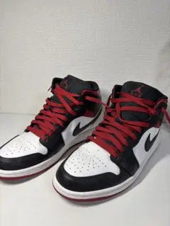 Nike Air Jordan 1 ホワイト/ブラック/レッド