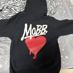 MOBB. ブラックパーカー ハートデザイン
