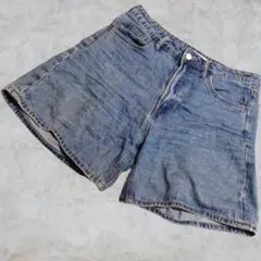 Item thumbnail for item 476a83bc-c562-44fe-ad1c-fbf22843848d