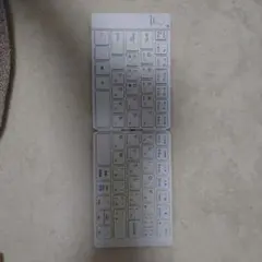 ewin 折りたたみ式 Bluetooth キーボード
