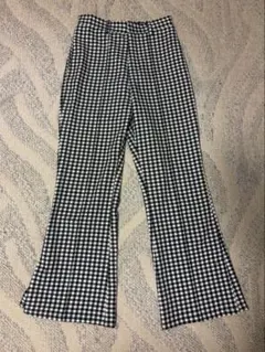 白 ワイドパンツ