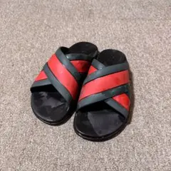 GUCCI ラバーサンダル クロスストラップ レッド グリーン 40のサムネイル