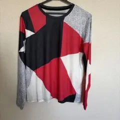 〔美品〕デザイン長袖Tシャツ