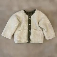 西松屋　ボアキルティングアウター　110cm リバーシブル　カーキ　美品