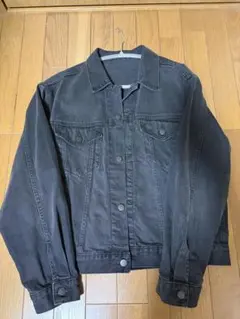 GU ダークグレーgジャン　デニムジャケット