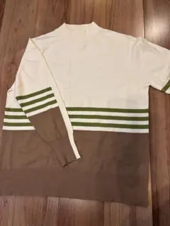 ストライプデザイン長袖ニットセーター