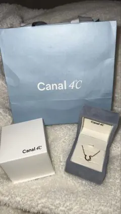 Canal 4C フープ型ネックレス