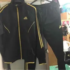 アディダスジャージ