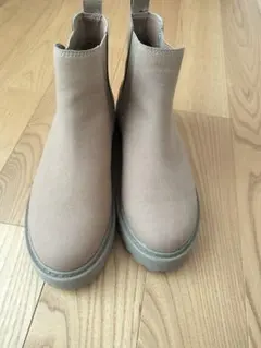【新品未使用】HAWKINS ホーキンス AMELIA サイド ブーツ ベージュのサムネイル