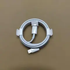 Apple純正　iPhone Lightningケーブル
