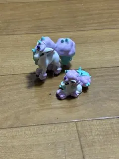 ポケモン　ガラルポニータ　フィギュア　2体