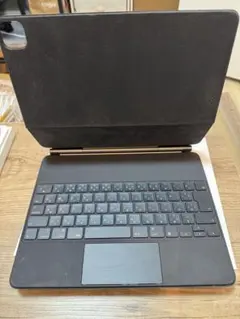 Apple magic keyboard 12.9インチ　2台