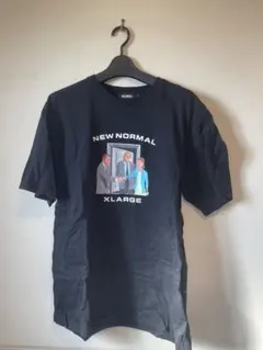 XLARGE NEW NORMAL グラフィック Tシャツ ブラック