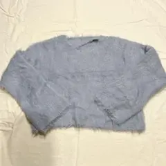 ライトブルー クロップド丈 ニット