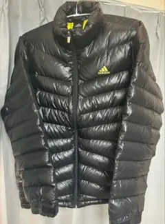 adidas ダウンジャケット ブラック 手洗い可能 中温アイロン可能