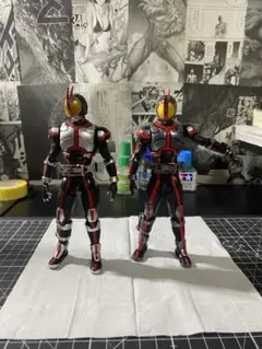 S.H.フィギュアーツ 仮面ライダーファイズ ＆ 仮面ライダーベイク